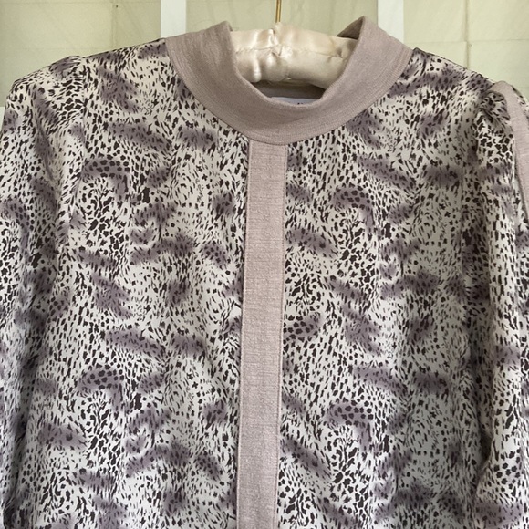 THML Animal Print Blouse - Picture 3 of 9
